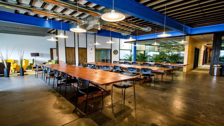 Crafting Productivity: The Art of Choosing the Ideal Coworking Space
