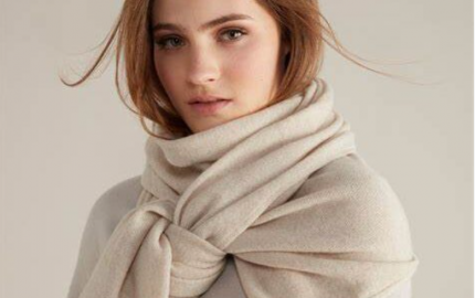 Luxurious Cashmere Scarves: Wrap Yourself in Elegance