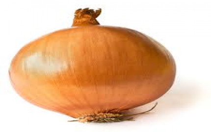 What are the medical advantages of consuming onions consistently?