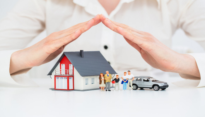 How Can You Effectively File a Claim with Your Homeowners Insurance?