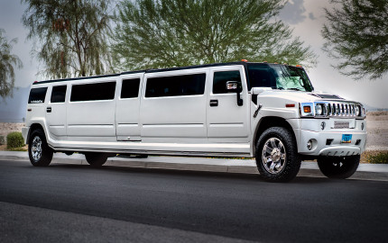 Luxury and Style: Discover the Unmatched Benefits of Hire a Limo Service