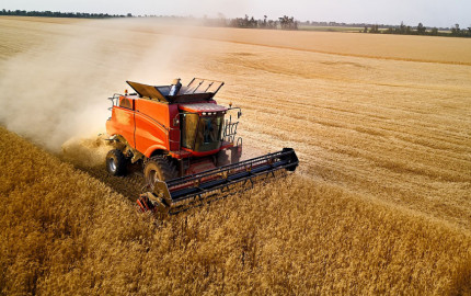 Combine Harvesters Market Size, Share, Industry Growth, Outlook 2024-2032