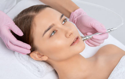Glow Up in Riyadh: Transform with 5D Skin Whitening Injections