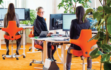 The Benefits of Ergonomic Office Furniture for Physical Health