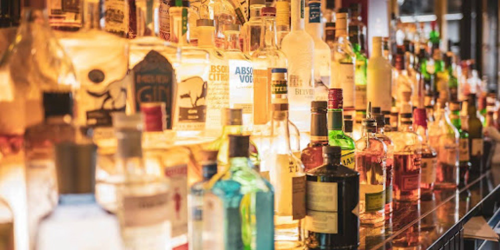 Why Businesses Thrive with Private Label Alcoholic Beverage Partnerships