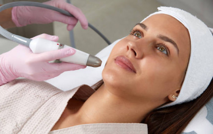 Discovering the Glow: Your Guide to HydraFacial Clinics