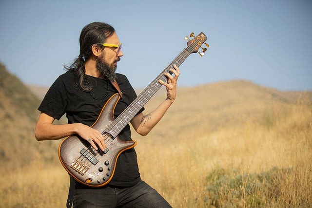 From Solo to Studio: A Practical Guide to Scale Freelancing Into an Agency