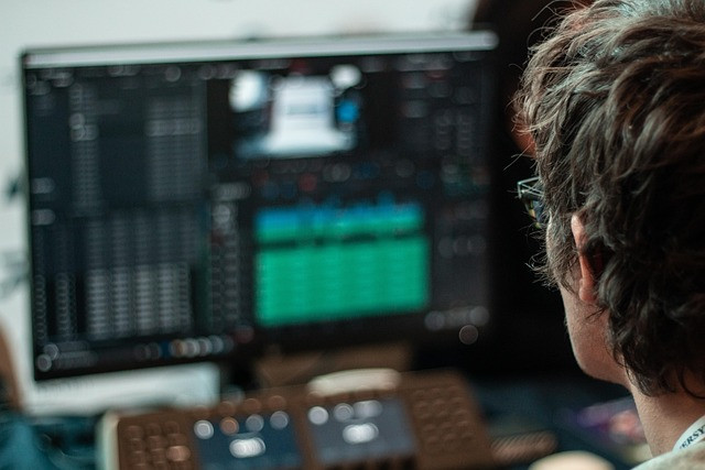 Remote Work Career Growth: How to Get Promoted, Be Seen, and Upskill Remotely