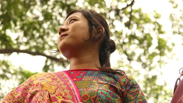 Choosing Between Short-Form and Long-Form Social Content: A Practical Strategy Guide