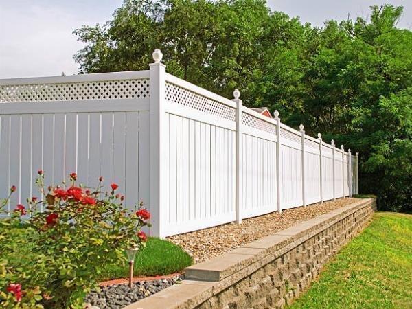 Common Vinyl Fence Installation Mistakes to Avoid