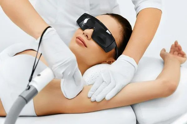  A Comprehensive Guide to Laser Hair Removal in Islamabad