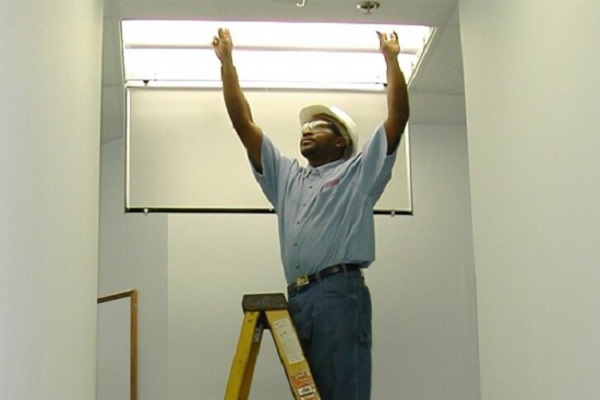 The Benefits of Professional Lighting Repair Services for Your Business