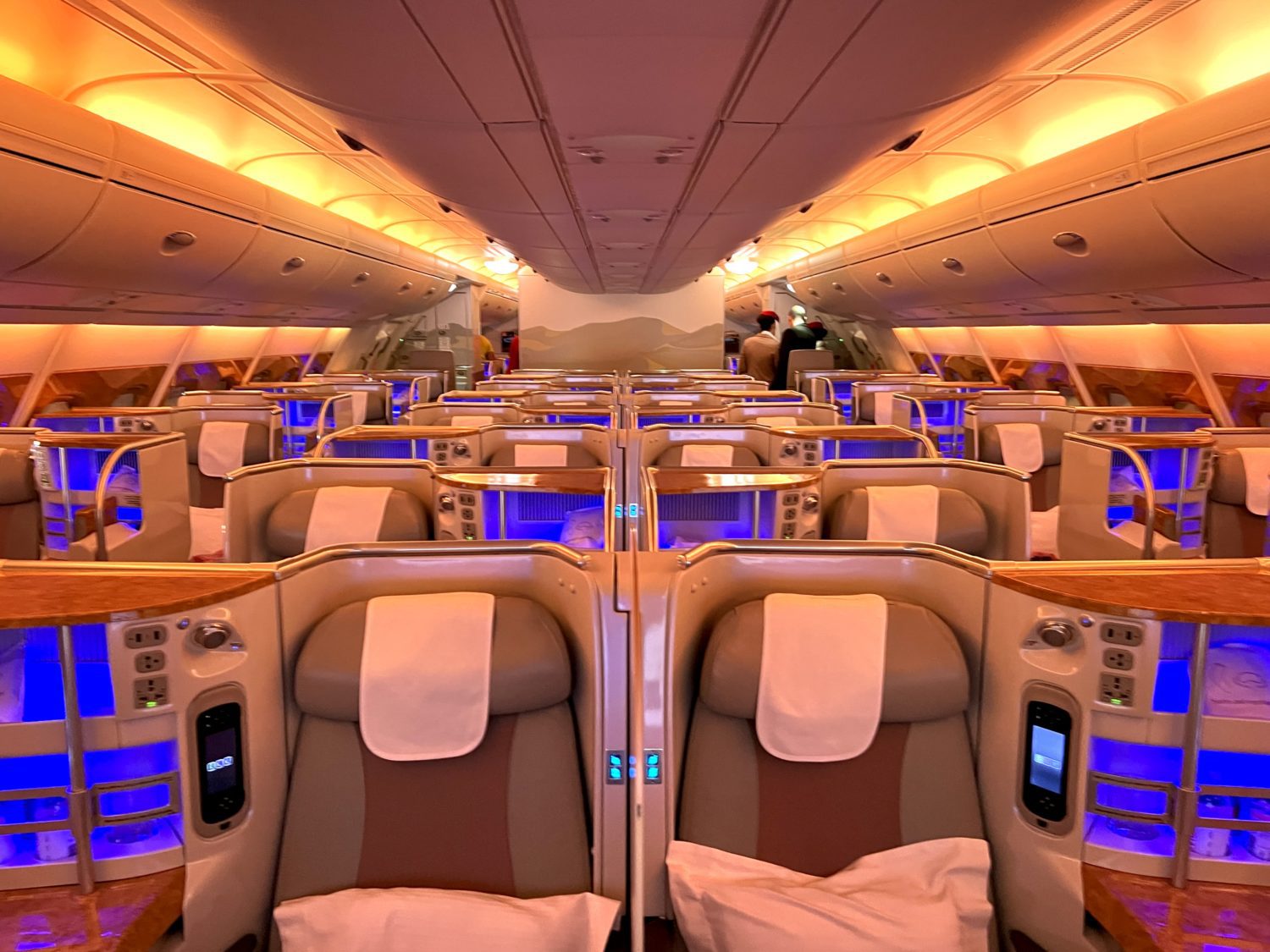 What is the best way to get cheap Emirates business class tickets?