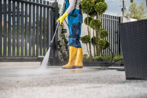 The Different Techniques Used by Reliable Pressure Washing Company