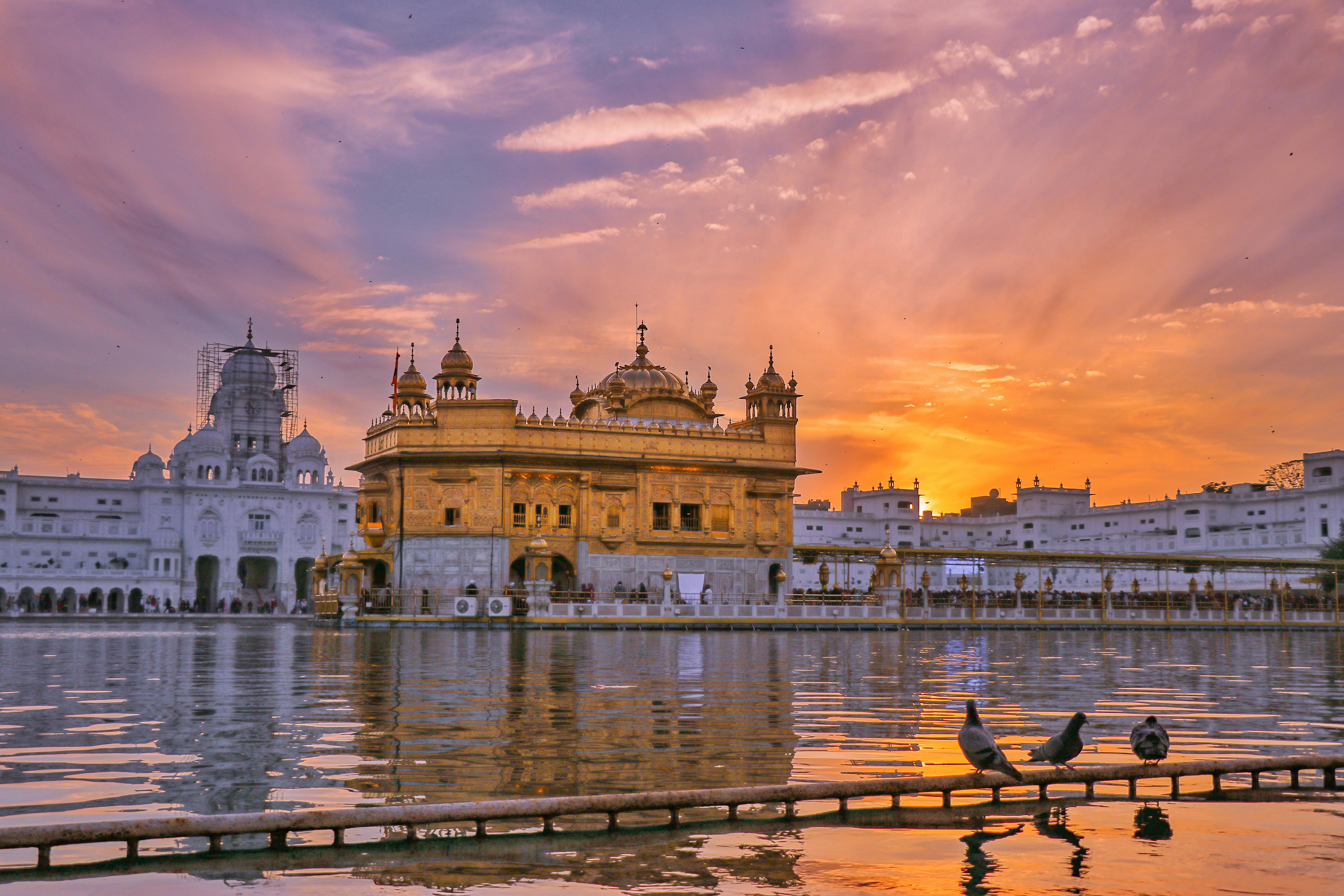 Amritsar - Unveiling the Golden Temple & Rich Sikh Heritage