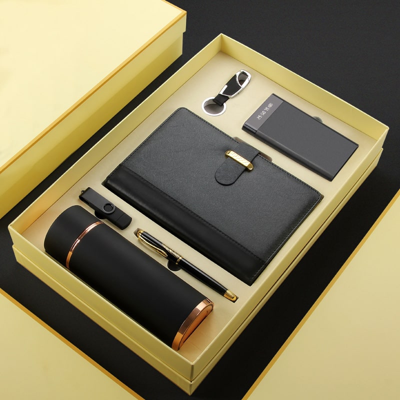 Top 10 Trendy Corporate Gifts in Dubai to Impress Clients
