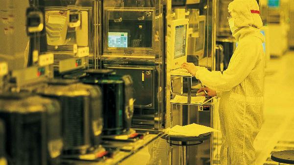 Semiconductor Foundry Market New Pathways for Research and Innovation Are Being Opened by Trends, Growth 2030