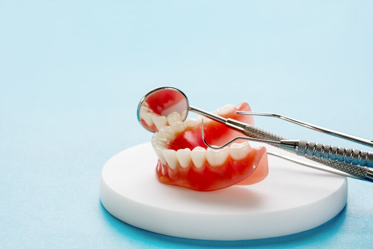 Advantages of Snap in Dentures
