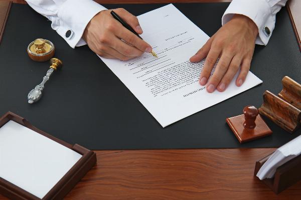 Why Notary Public Services Are On The Rise: Exploring The Trends