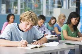 How can Mobile Phones Help in Government Exam Preparation?