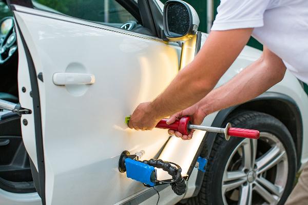 The Importance of Choosing OEM Parts for Auto Body Repairs