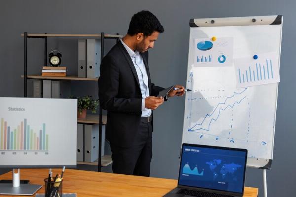 Middle East Data Analytics Market Thrives with "25.21% CAGR" Shaping the Future Technology