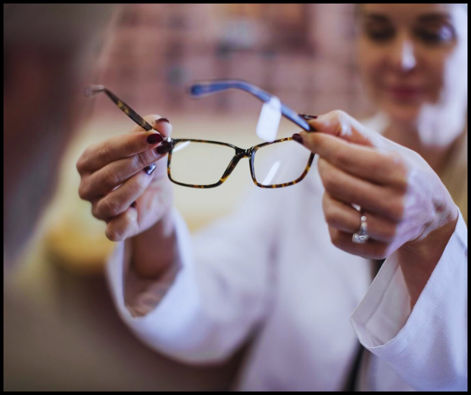 Elevate Your Vision: The Unmatched Lens Replacement Service of MYRX LENSES