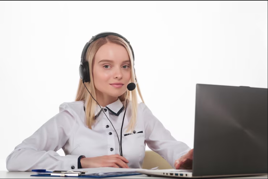 Call Center IVR: Improving Customer Experience and Productivity
