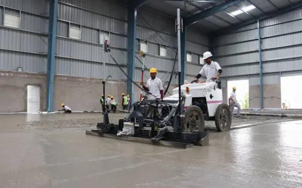 Revolutionising FM2 Concrete Flooring: The Power of Laser Screeding