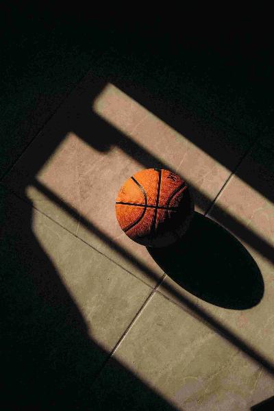 The Evolution of NBA 2K20: Console to Mobile Gaming