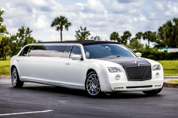 Book Brooklyn Limo Service by Union Limousine
