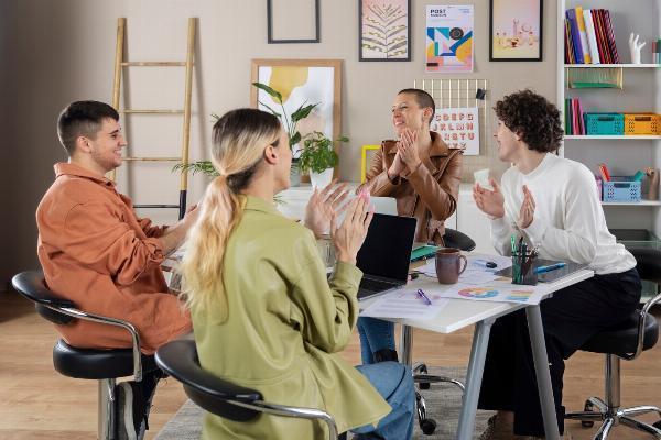 Top Best 8 ways to improve your communication Skills