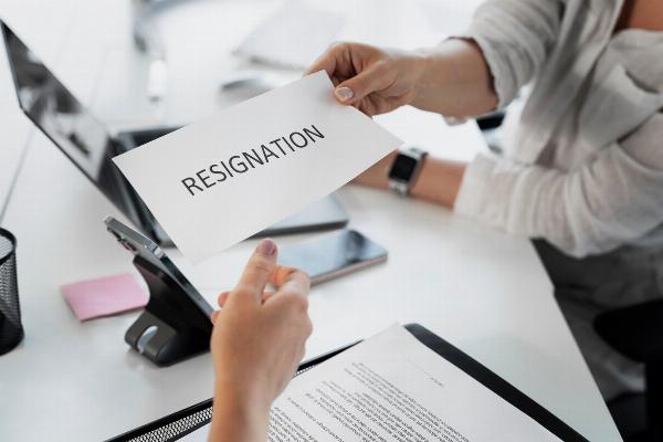 Exploring the Benefits and Challenges of Temporary Employment