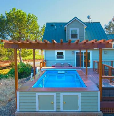 Creating Your Dream Escape: The Art of Pool Deck Building