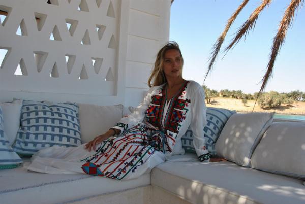 Discover the Benefits of a Maxi Caftan Dress