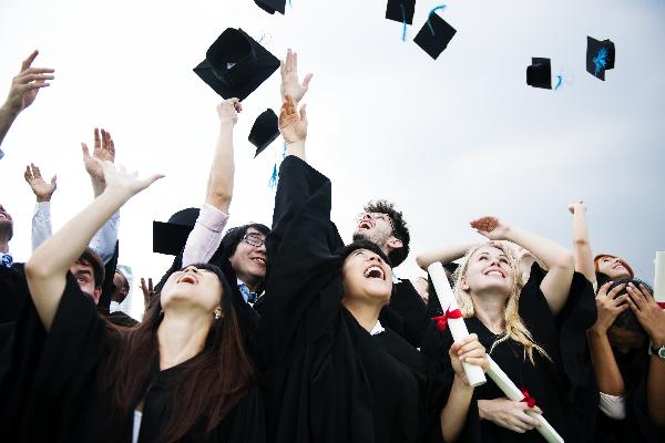Why Choose Professional TOEFL Classes Over Self-Study?