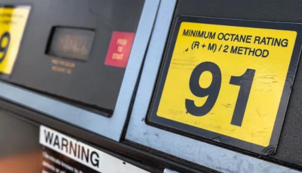 Which Gas to Use in a Ford F-150: Recommended Fuel Octane and Options