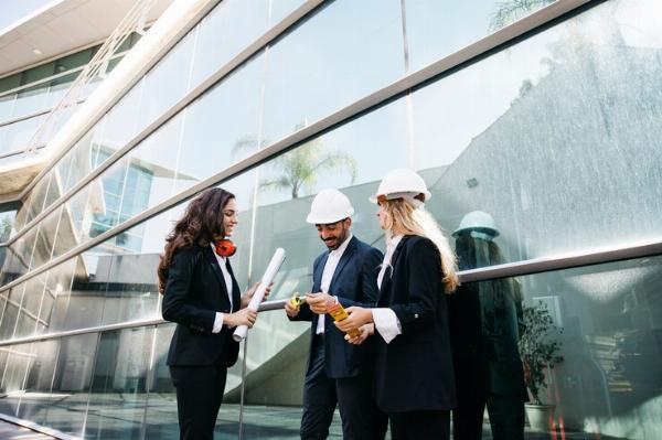 Safety & Compliance: The Power of Safety Consultant in Qatar