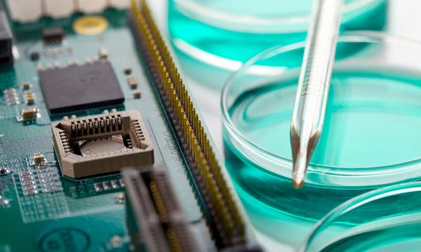 Electronic Chemicals Market Tech Adoption Thriving with 5G and AI