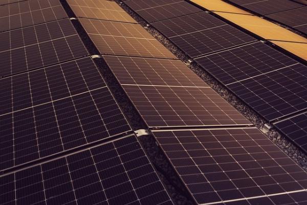 Are 5000W Solar Systems Reliable in Cloudy Weather?