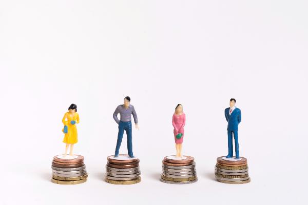 The Ethics of Minimum Wage: Fairness, Justice, and Social Responsibility