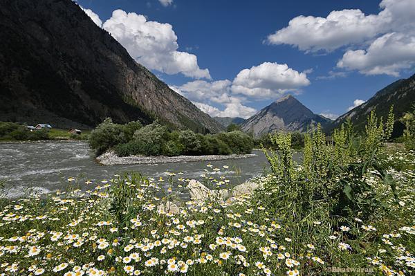 Kashmir Great Lakes Trek: Nature's Alpine Masterpiece