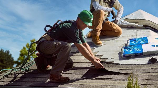 5 Key Factors to Consider When Hiring Roofing Installers