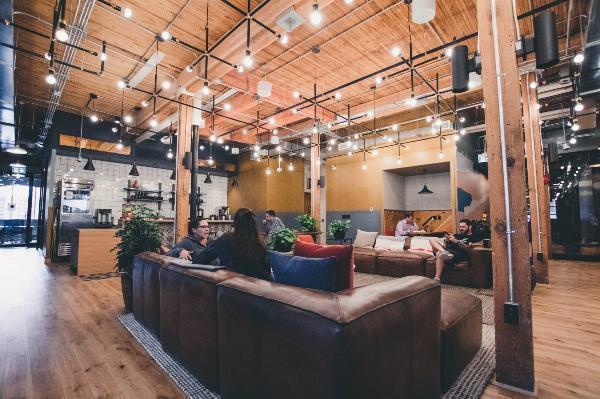 The Dynamic Evolution of the Coworking Space Business Model