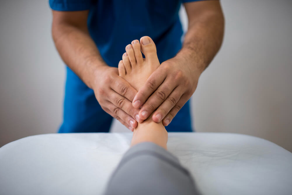 5 Signs You Need to See a Bunion Specialist Immediately