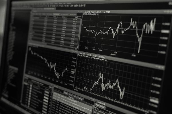 Top Trading Strategies for Consistent Profits in 2024