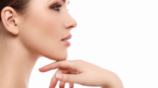 Excellence: Dr. Monisha Kapoor, a Pioneer in Plastic Surgery
