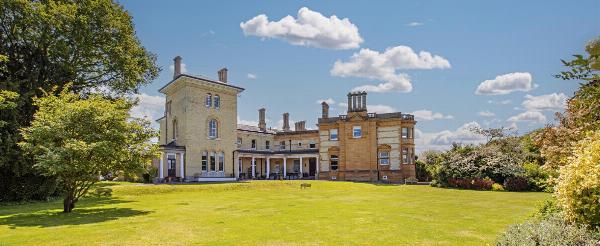 How Can I Find the Best Properties and Houses for Sale or Rent in the UK?