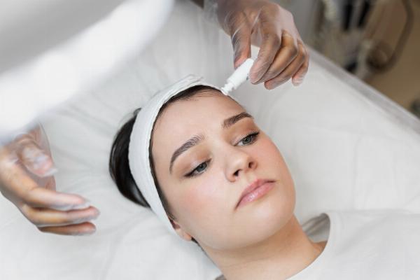 Top 5 Facial Aesthetic Procedures for a Youthful Appearance