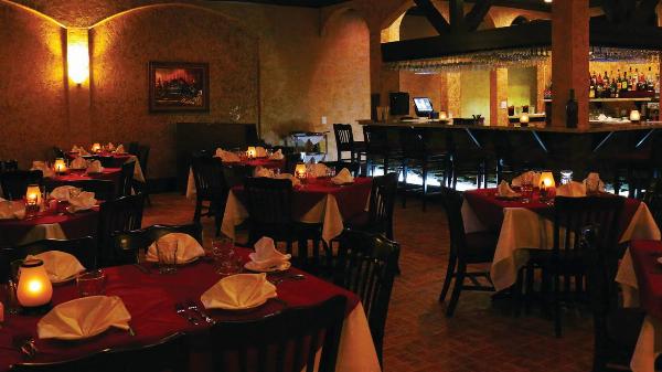 Why Should You Visit the Best Restaurant in The Woodlands?
